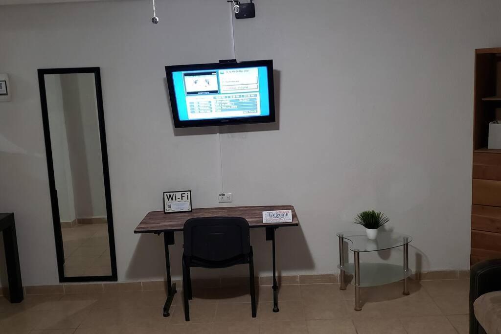 Departamento Comodo Centrico Tv Ac Wifi Cocina Parking, Letra C Ciudad Valles Bagian luar foto