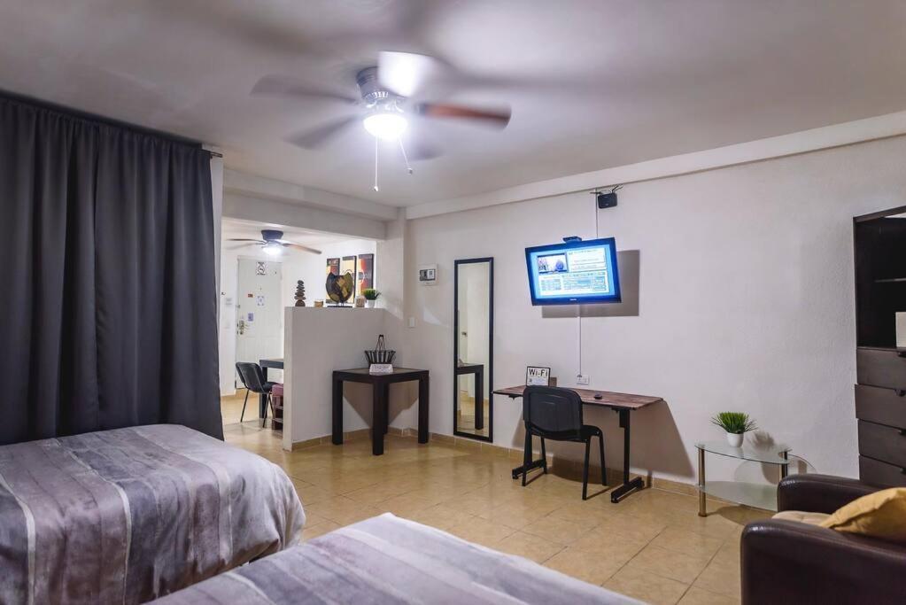 Departamento Comodo Centrico Tv Ac Wifi Cocina Parking, Letra C Ciudad Valles Bagian luar foto